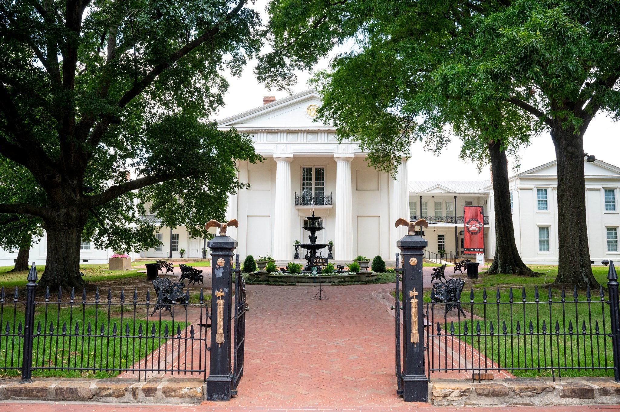 Old State House Museum
